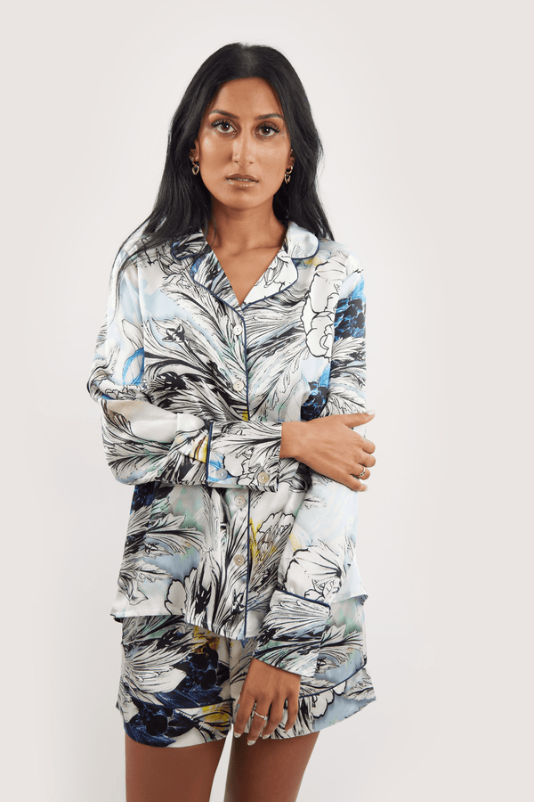 Our model wearing long-sleeve Iris Nilofar silk pyjama set on white background - front look - second version